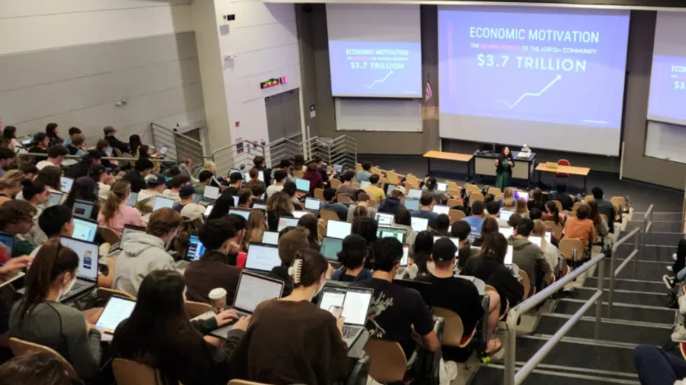 2022, Elena guest lecturing at the University of Arizona 