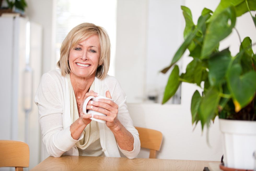 7 Effective Ways to Deal With Menopause - HealthyWomen
