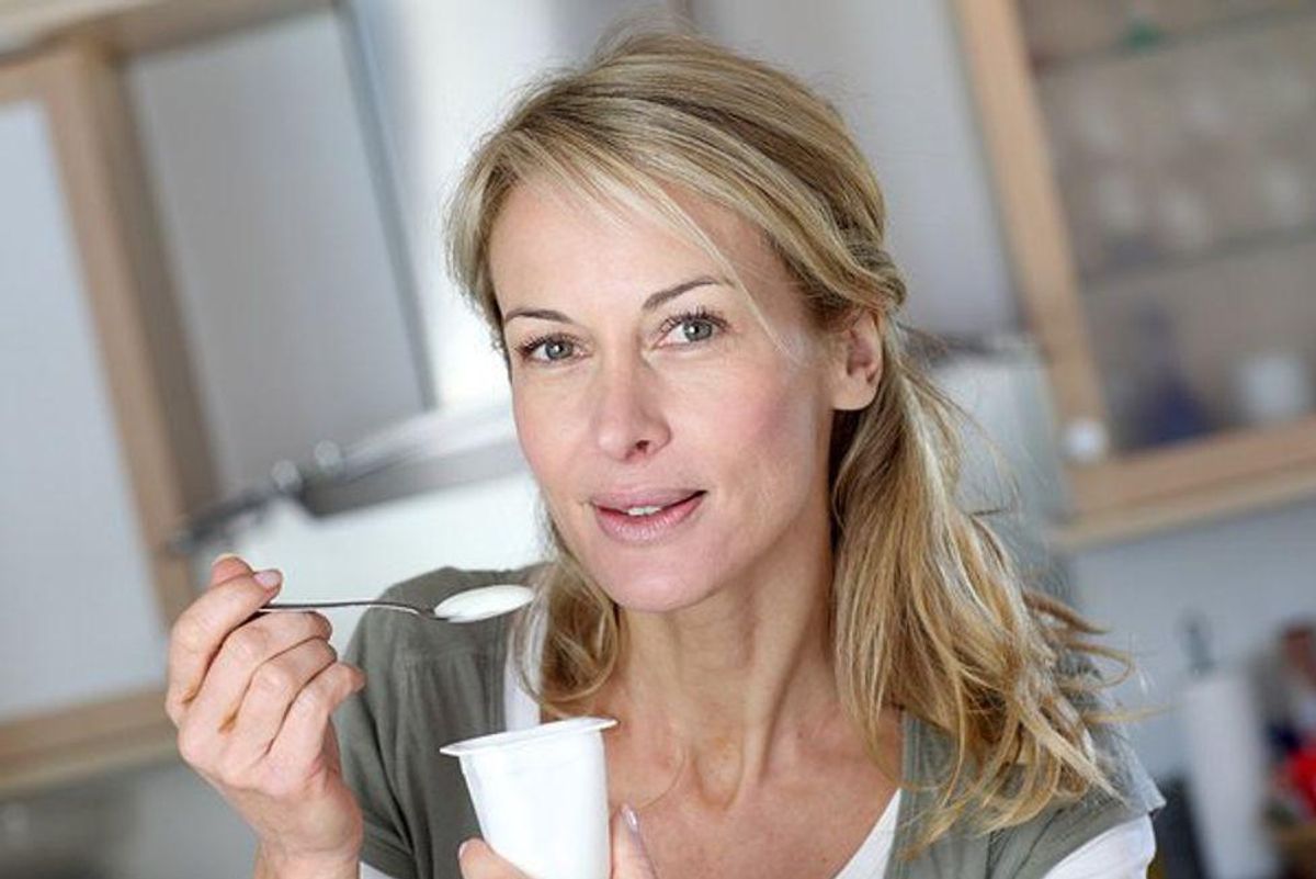7 Foods That Help You De-Stress
