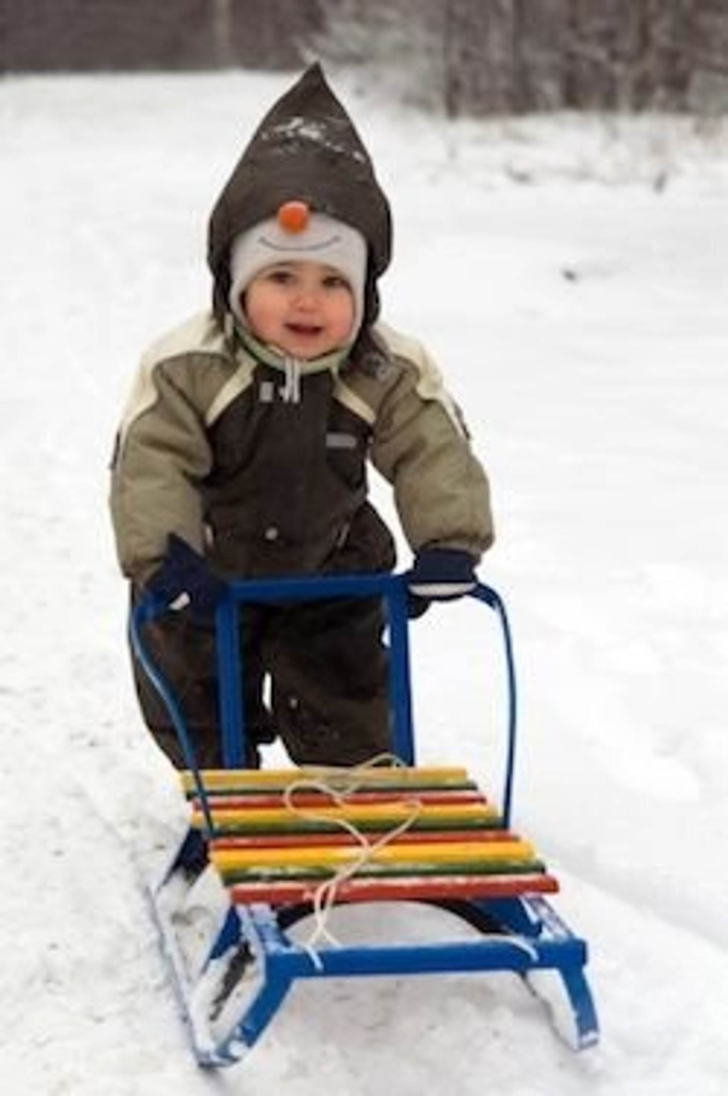 10 Winter Weather Tips for Bundling Up Baby