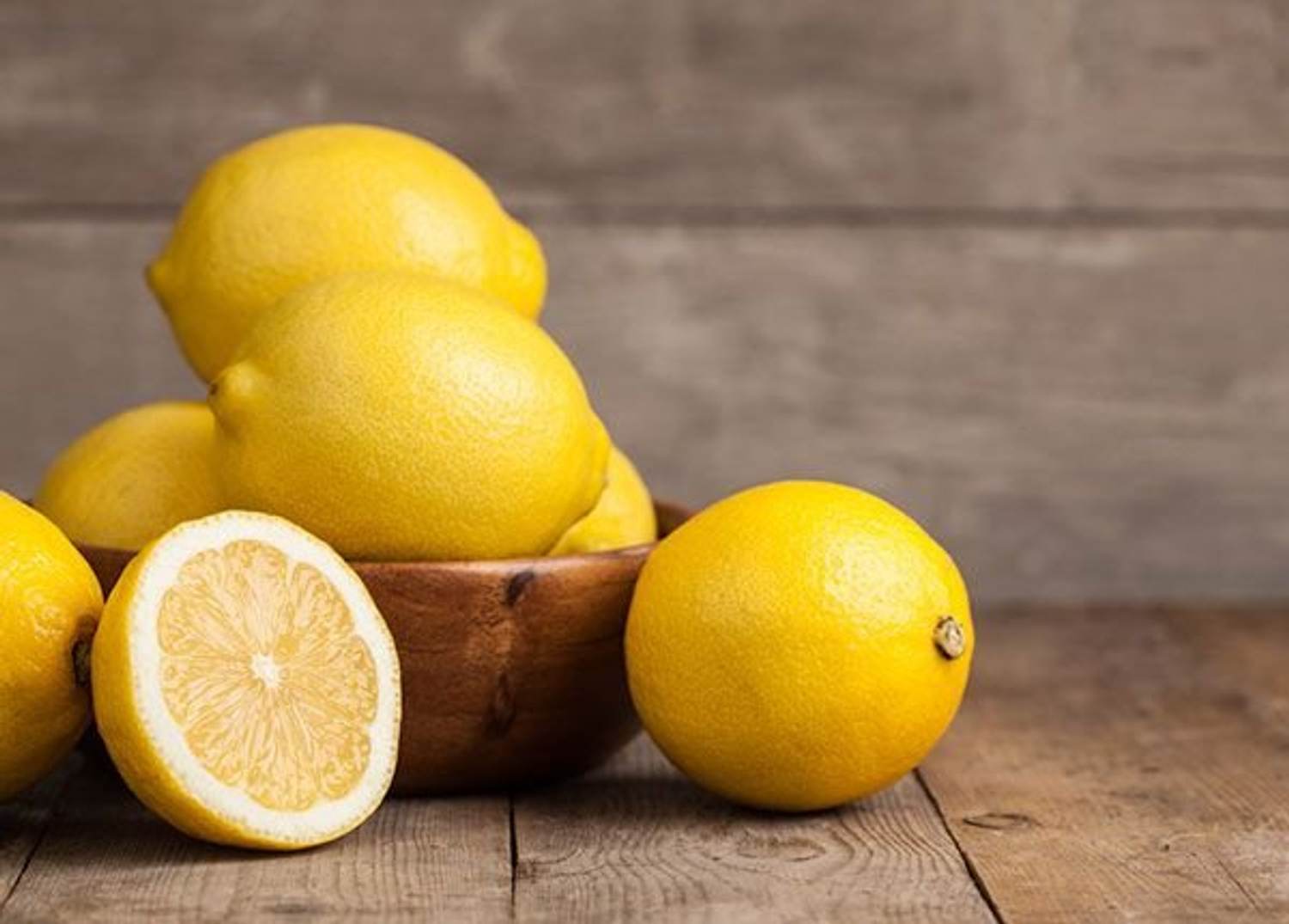 30 Amazing Things You Can Do With Lemons