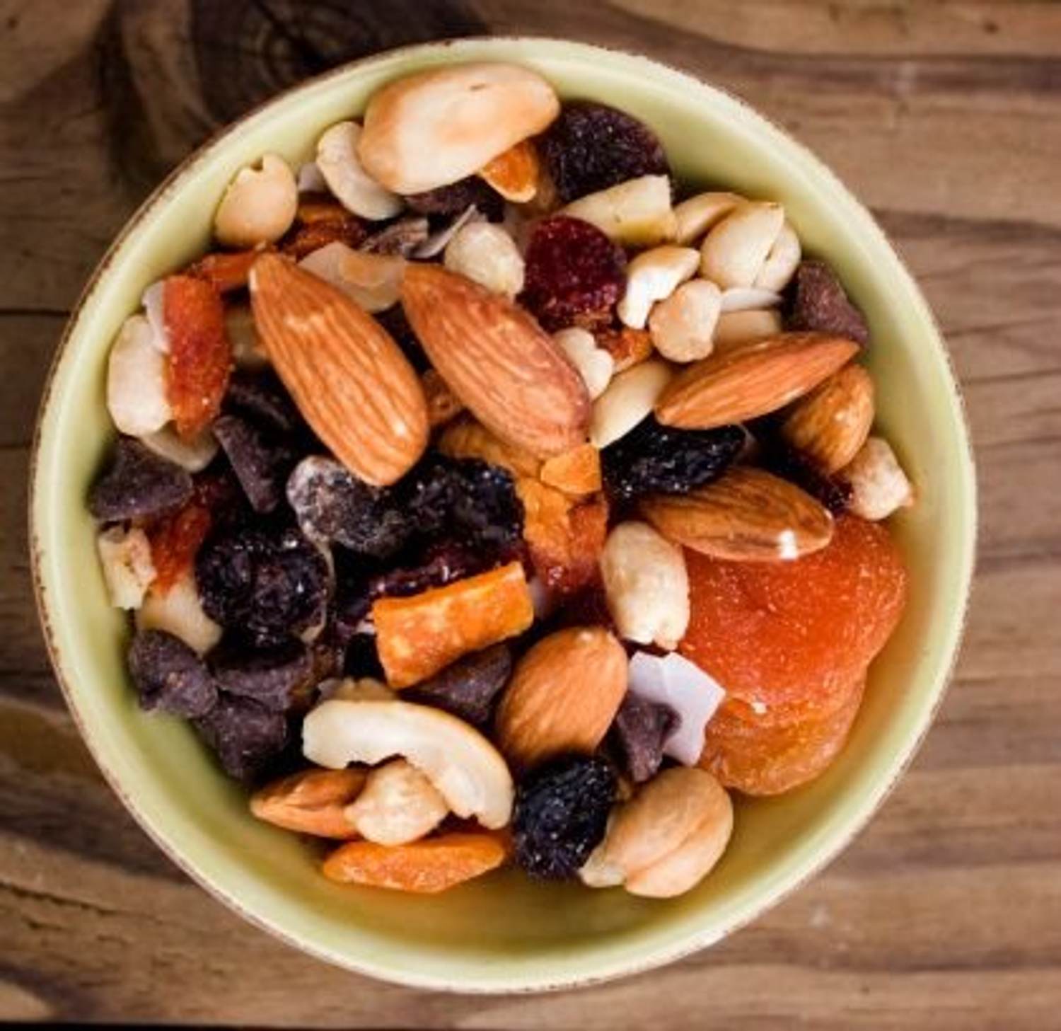 10 Healthy Snacks for Busy Kids and Adults