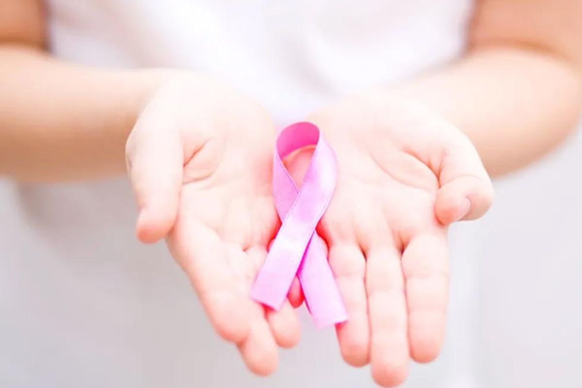 breast cancer ribbon