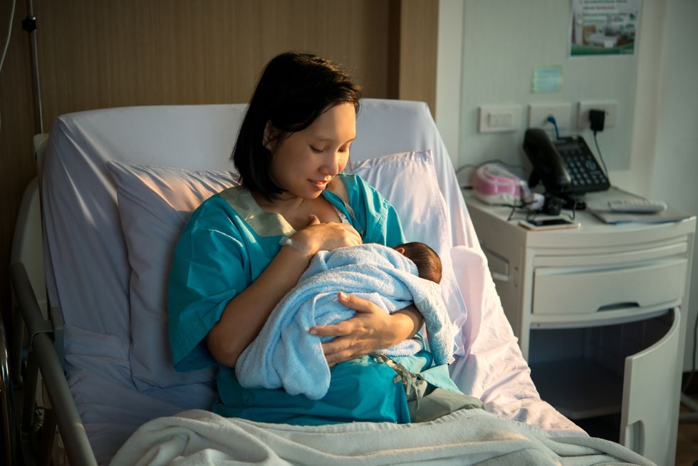 Breastfeeding May Reduce Pain From C-Section