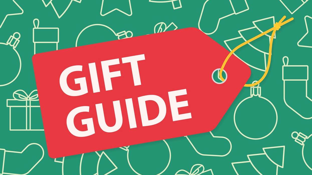 HealthyWomen's Staff Picks for Holiday Gifts