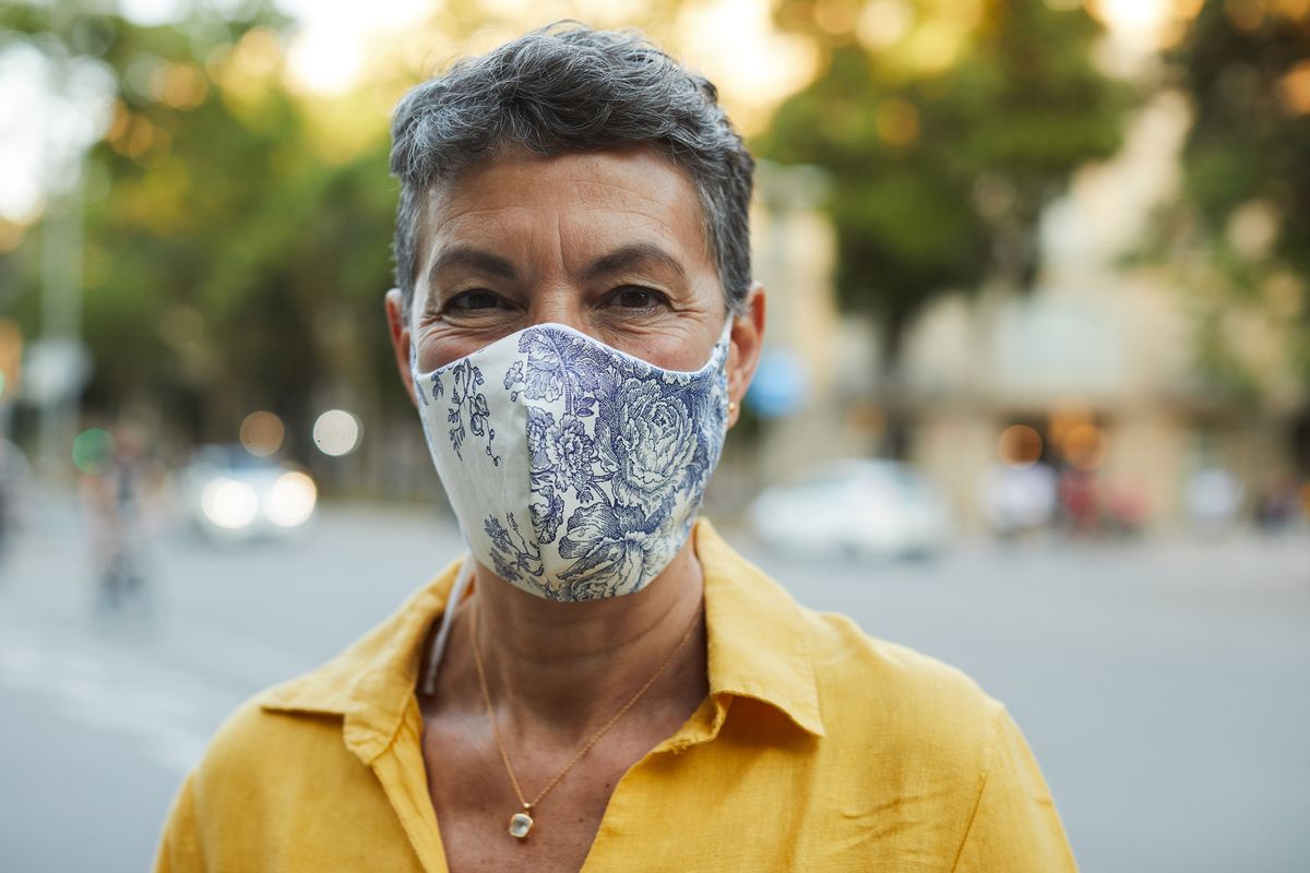 Cloth Masks Do Protect the Wearer – Breathing in Less Coronavirus Means You Get Less Sick