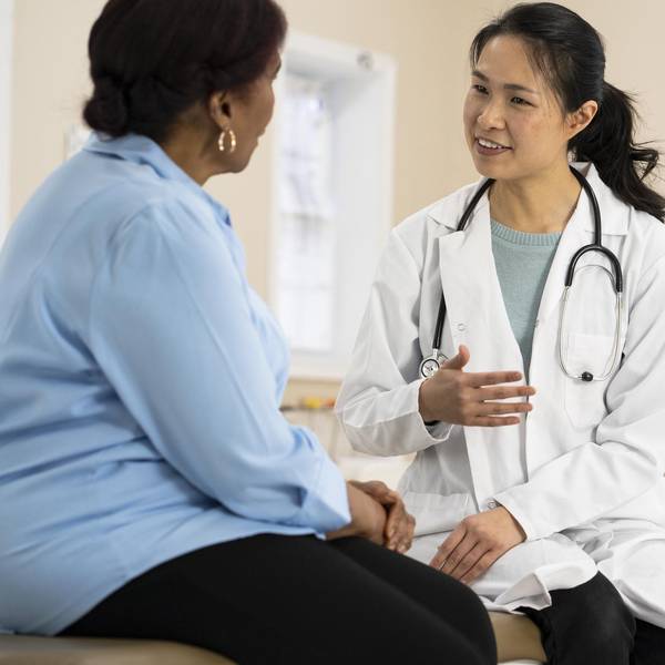 Conversaci\u00f3n sobre la salud: \u00bfCu\u00e1les son mis opciones despu\u00e9s de una diagnosis de fibromas?