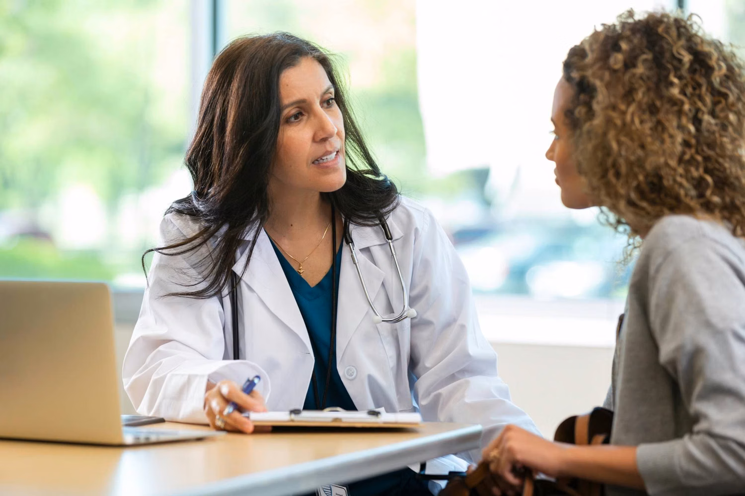 Discussion Guide: Questions to Ask About Complicated UTI Symptoms