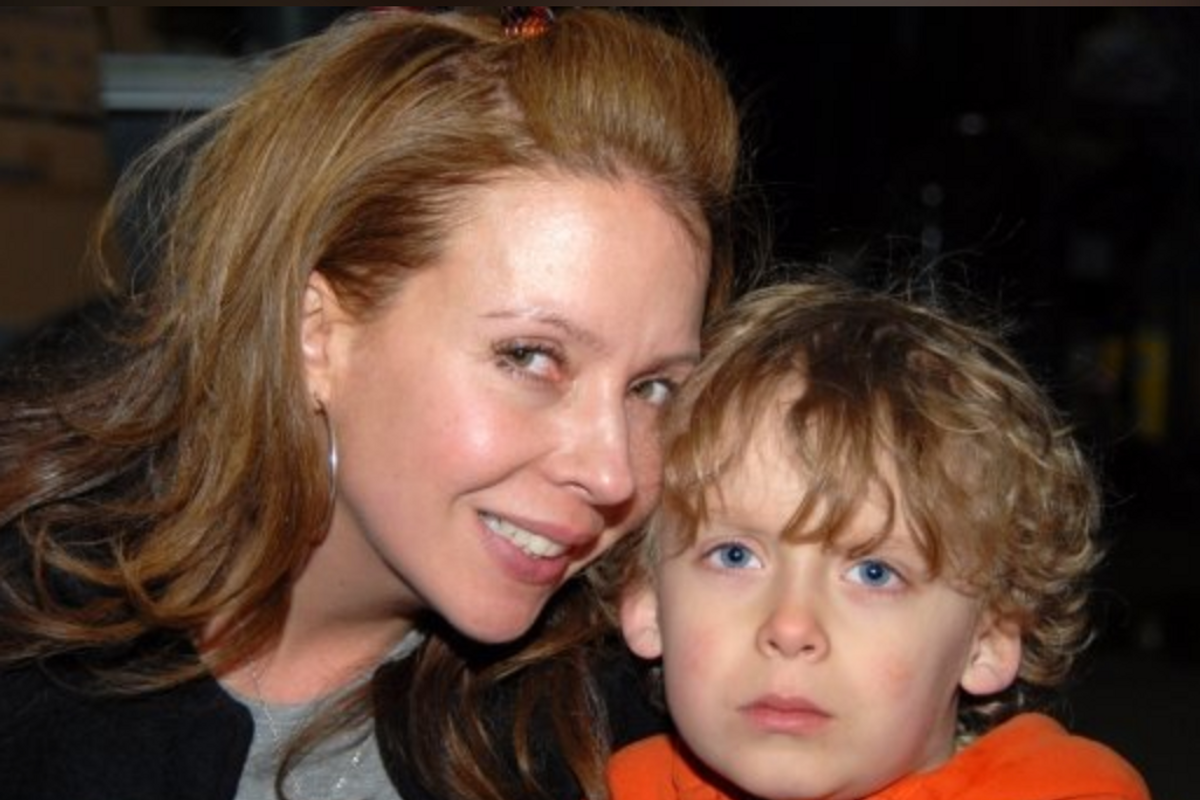 Elisa Seeger and her son Aidan, 2009