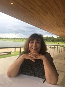 Lynda Dionne's avatar