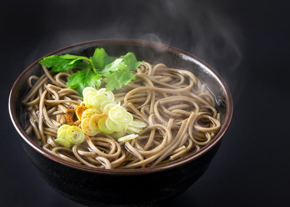 Soba Noodles Soup with Spinach and Mushrooms HealthyWomen