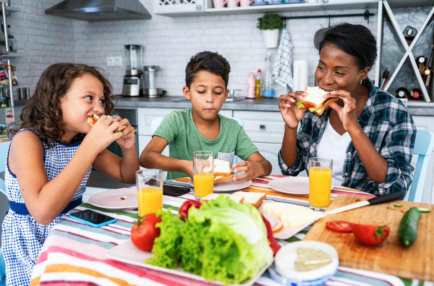 8 Ways You Can Get Your Kid to Eat Vegetables