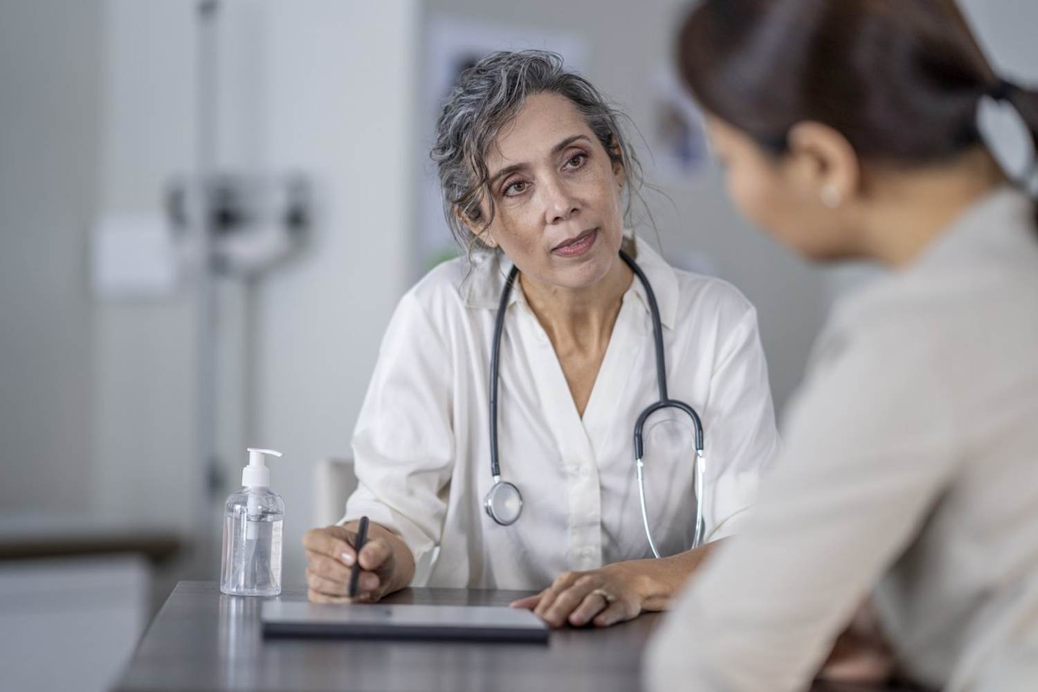 3 Tips for Finding a Healthcare Provider Who Specializes in Menopause