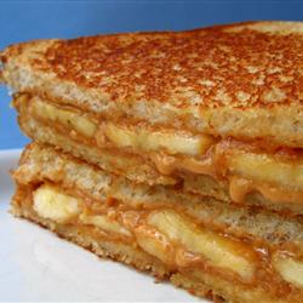 Grilled Peanut Butter and Banana Sandwich