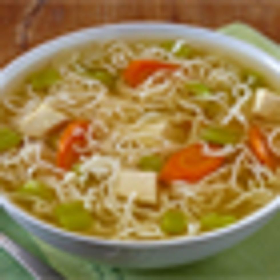 Hearty Chicken Soup With Tofu Shirataki