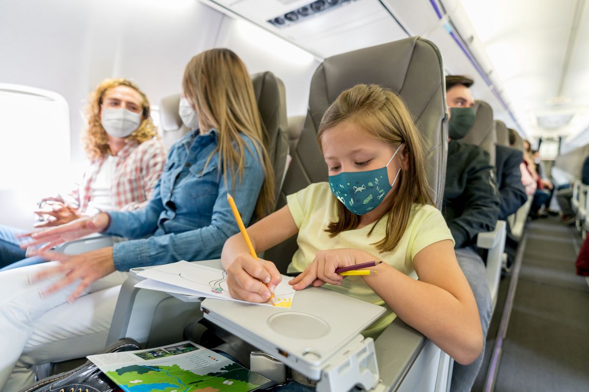 How to Use Covid-19 Testing and Quarantining to Safely Travel For the Holidays