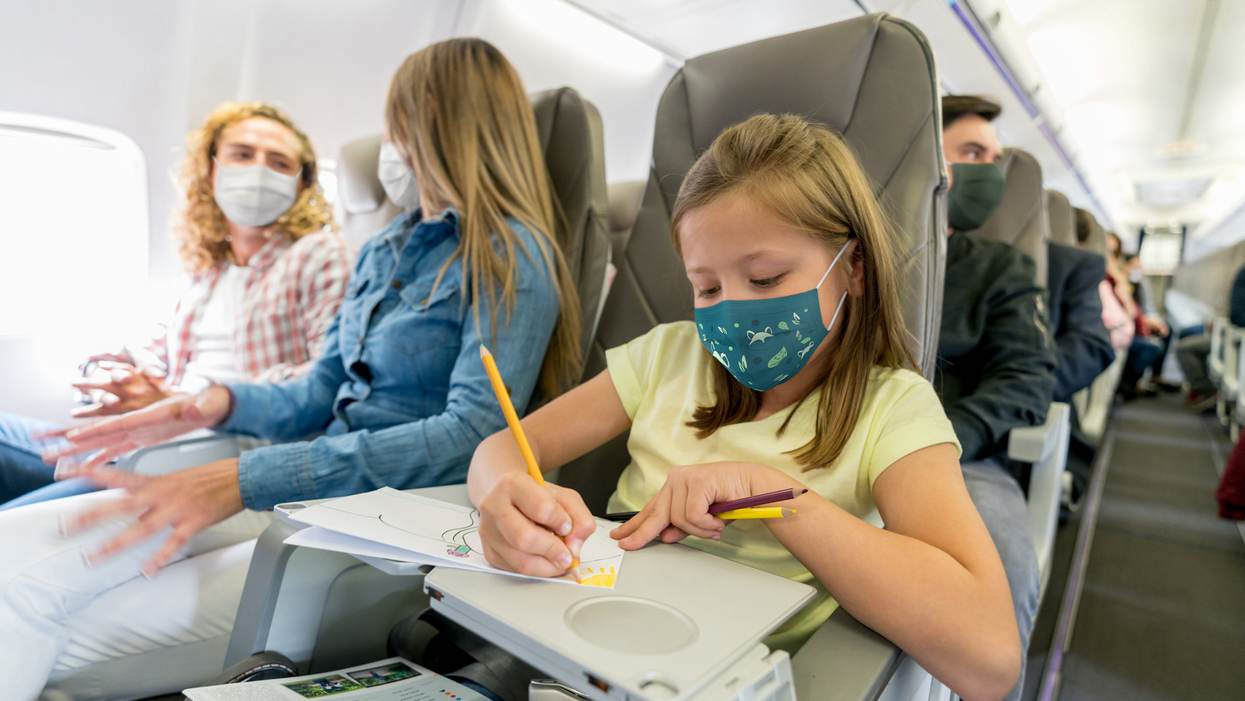 How to Use Covid-19 Testing and Quarantining to Safely Travel For the Holidays