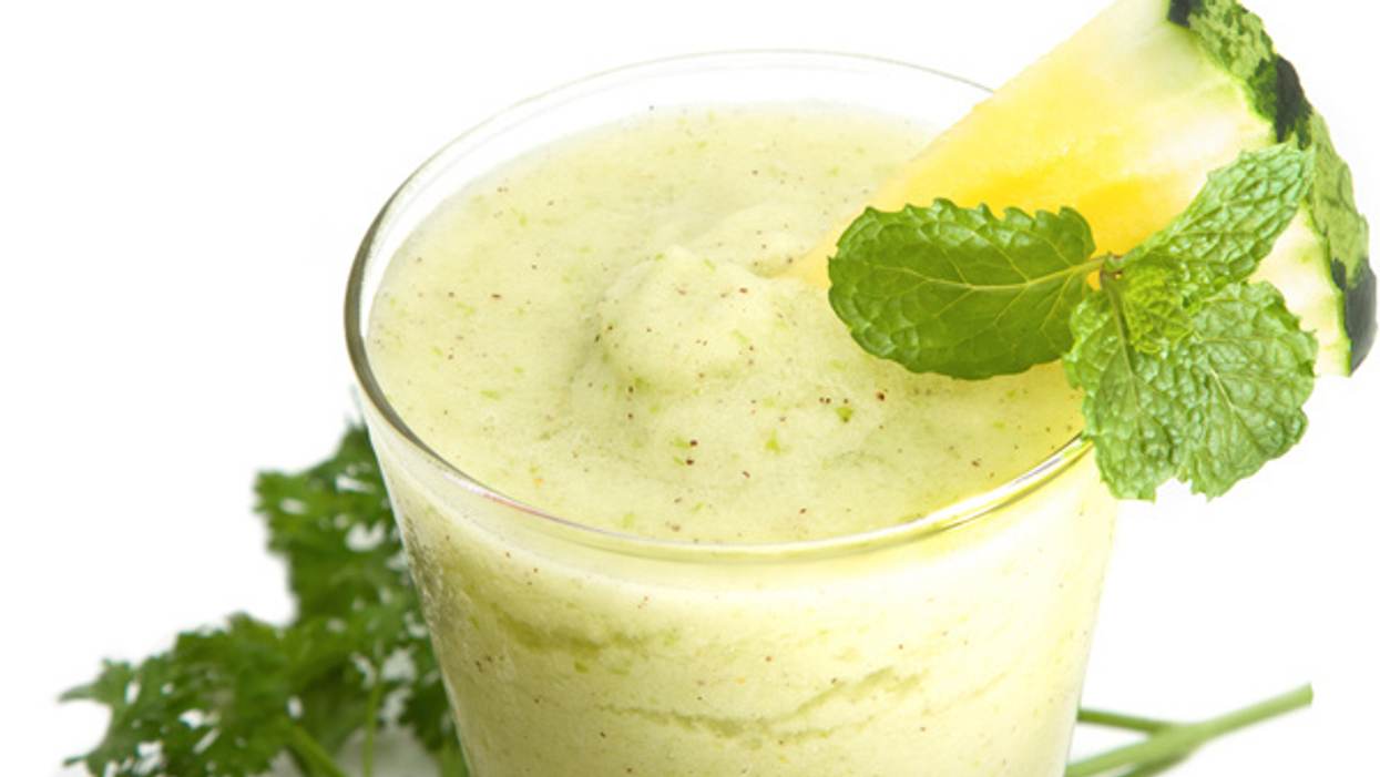 Kale Almond Pineapple Smoothie