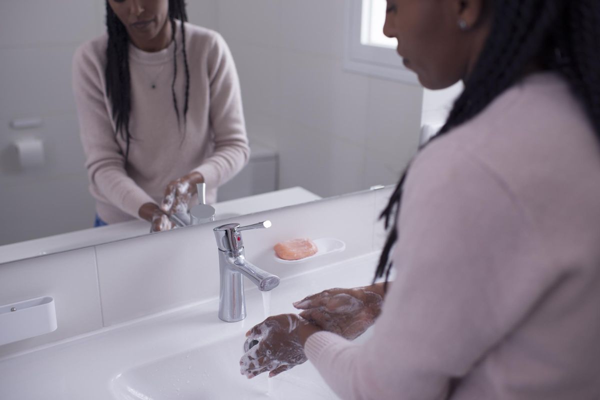 Natural Ways to Prevent and Manage the Flu