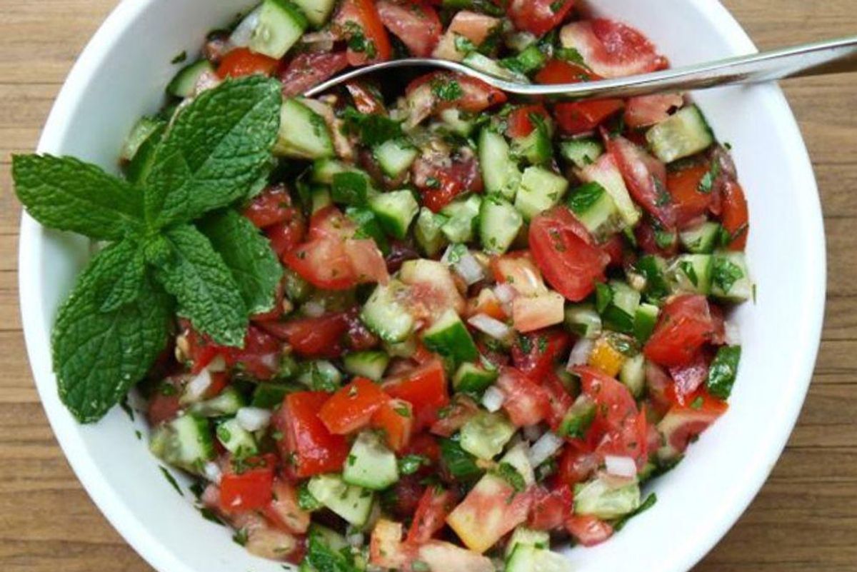 Middle Eastern-Style Cucumber Tomato and Onion Salad