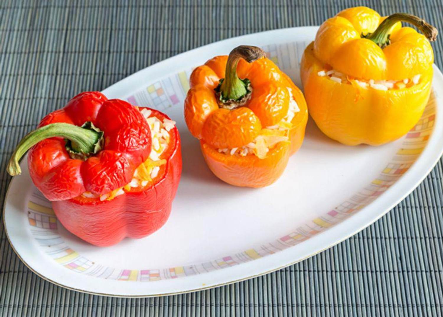 Rainbow Bell Pepper Boats With Garbanzo Beans and Kale