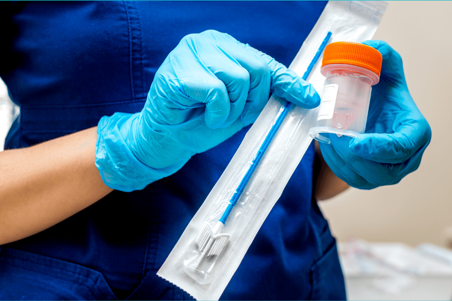 No Posponga Su Prueba de Detección y Vacunación Contra el Cáncer de Cuello Uterino