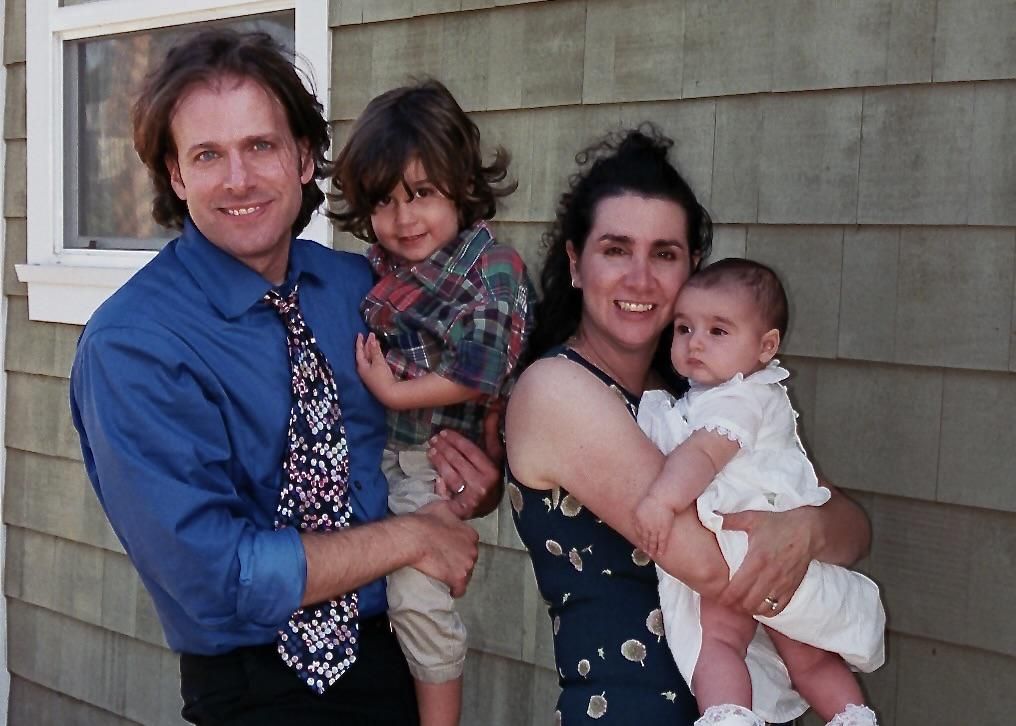 Joe ve Lori LoCicero çocuklarıyla birlikte, 2005.