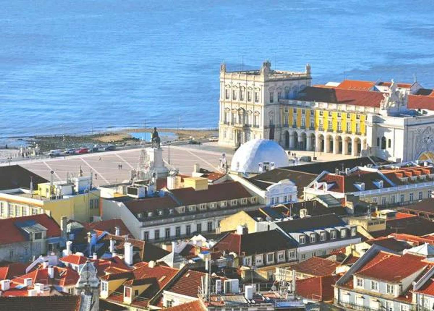 My Travels to Portugal: Falling in Love With Lisbon