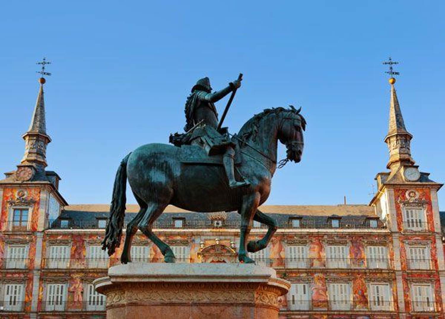 Tres Señoritas Travel to Spain: First Stop, Madrid