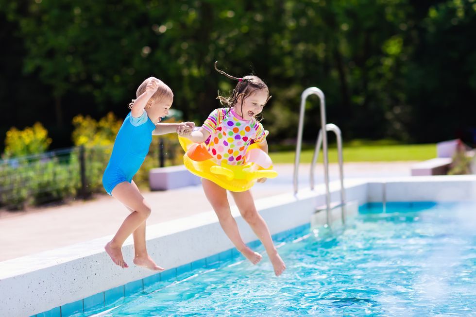 Many Parents Underestimate Drowning Risks
