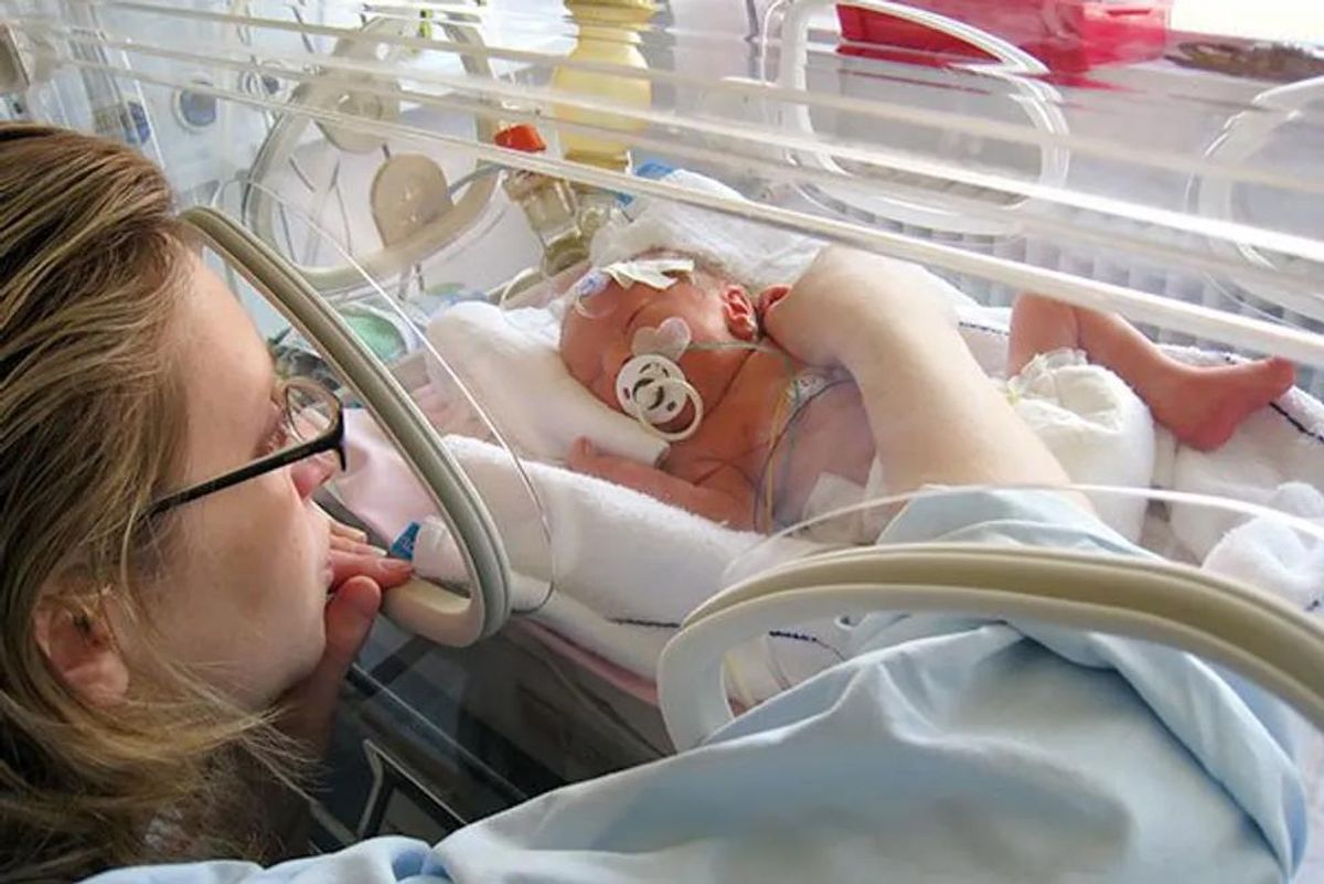 mom in nicu with baby