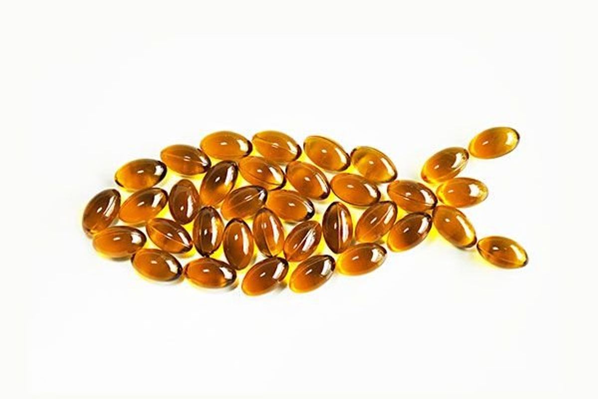 omega 3 supplements in the shape of a fish