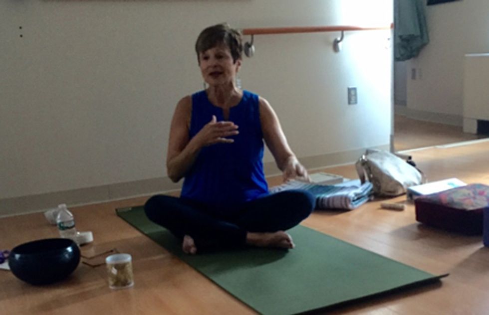 Our yoga instructor B taught us how to begin a class with centering.