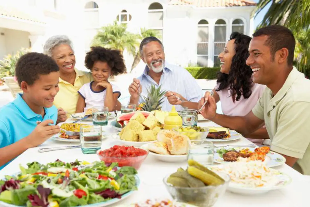 Outdoor Food Safety: Don't Let Spoiled Dishes Ruin Your Barbecue
