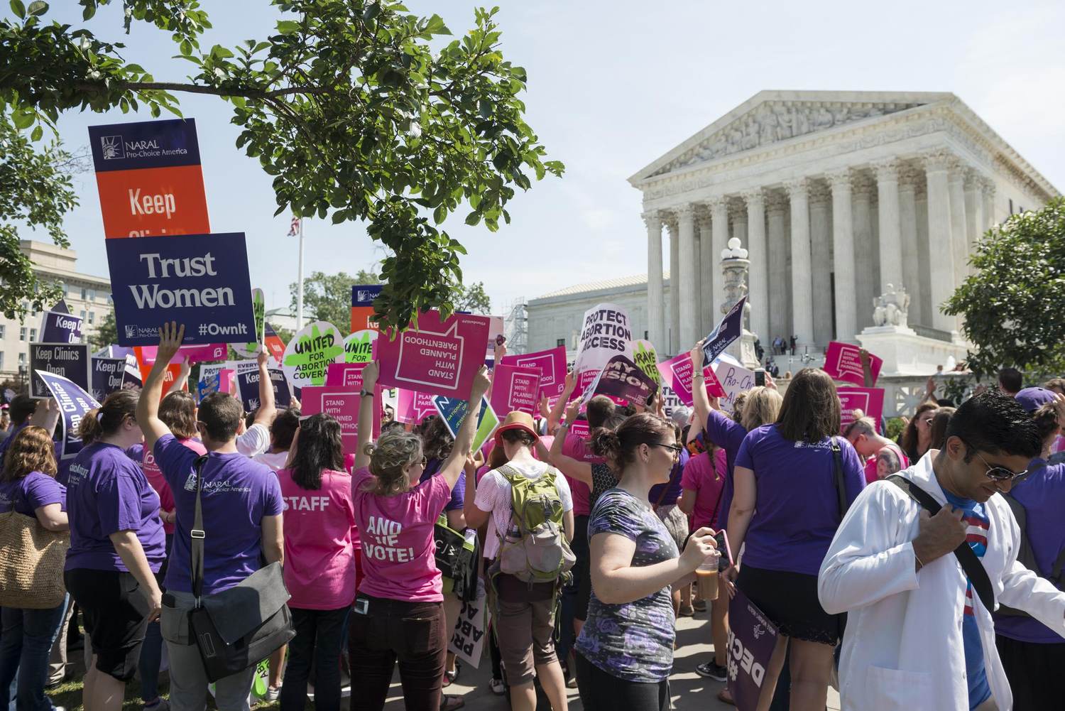 Roe v. Wade Gave American Women a Choice About Having Children – Here’s How That Changed Their Lives