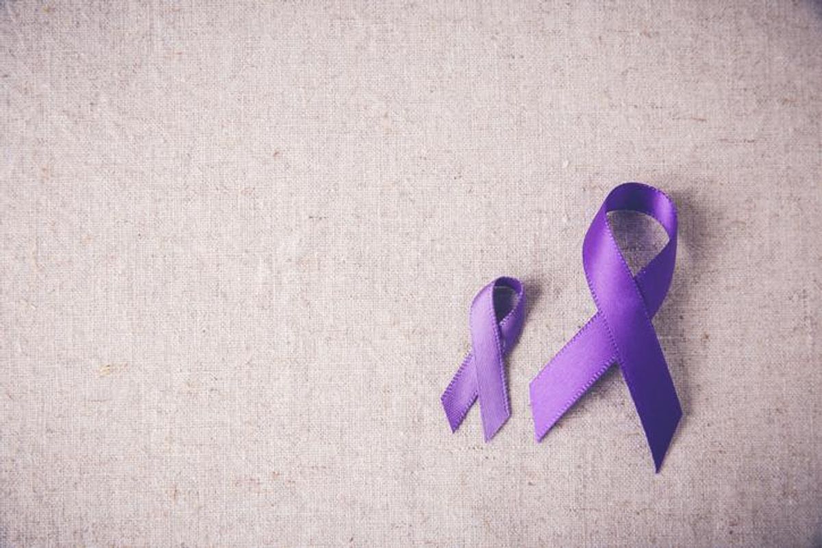 Purple ribbons toning copy space background