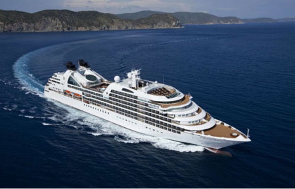Seabourn Quest cruises off the island of Elba, Italy. (Photo courtesy of Seabourn Cruises) 