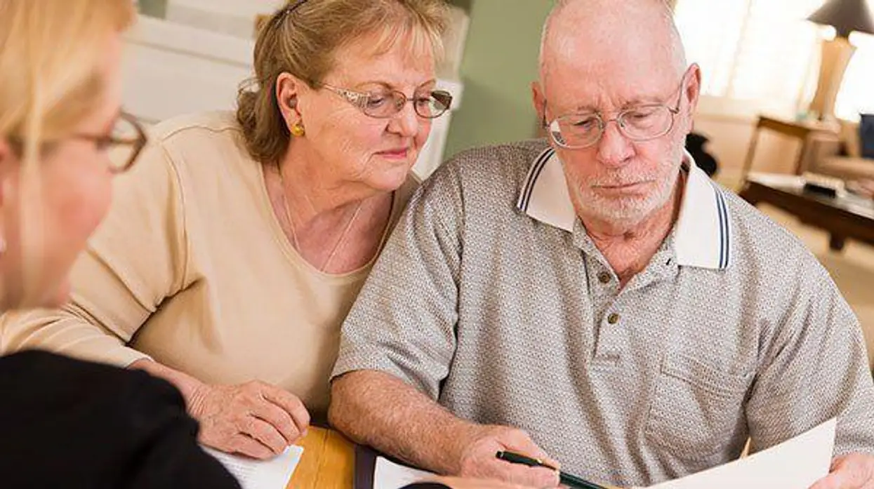 How to Navigate a Complicated Health Care System as You Age