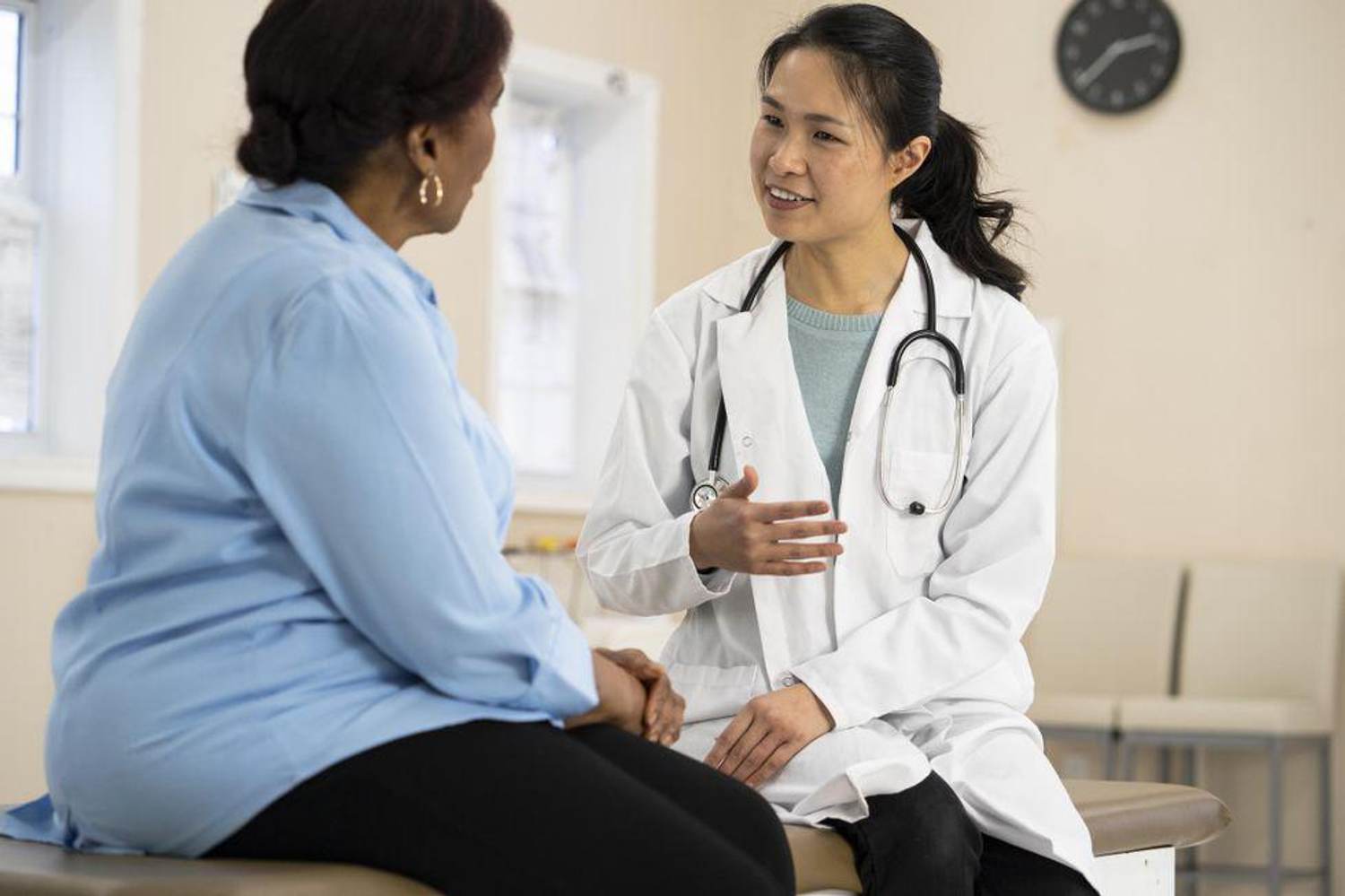 Conversación sobre la salud: ¿Cuáles son mis opciones después de una diagnosis de fibromas?