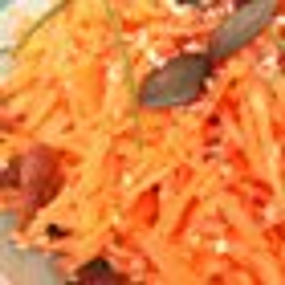Shredded Carrots With Dried Fruit Salad
