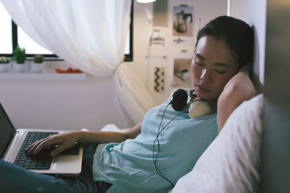 Smartphones, Tablets Sabotaging Teens' Sleep
