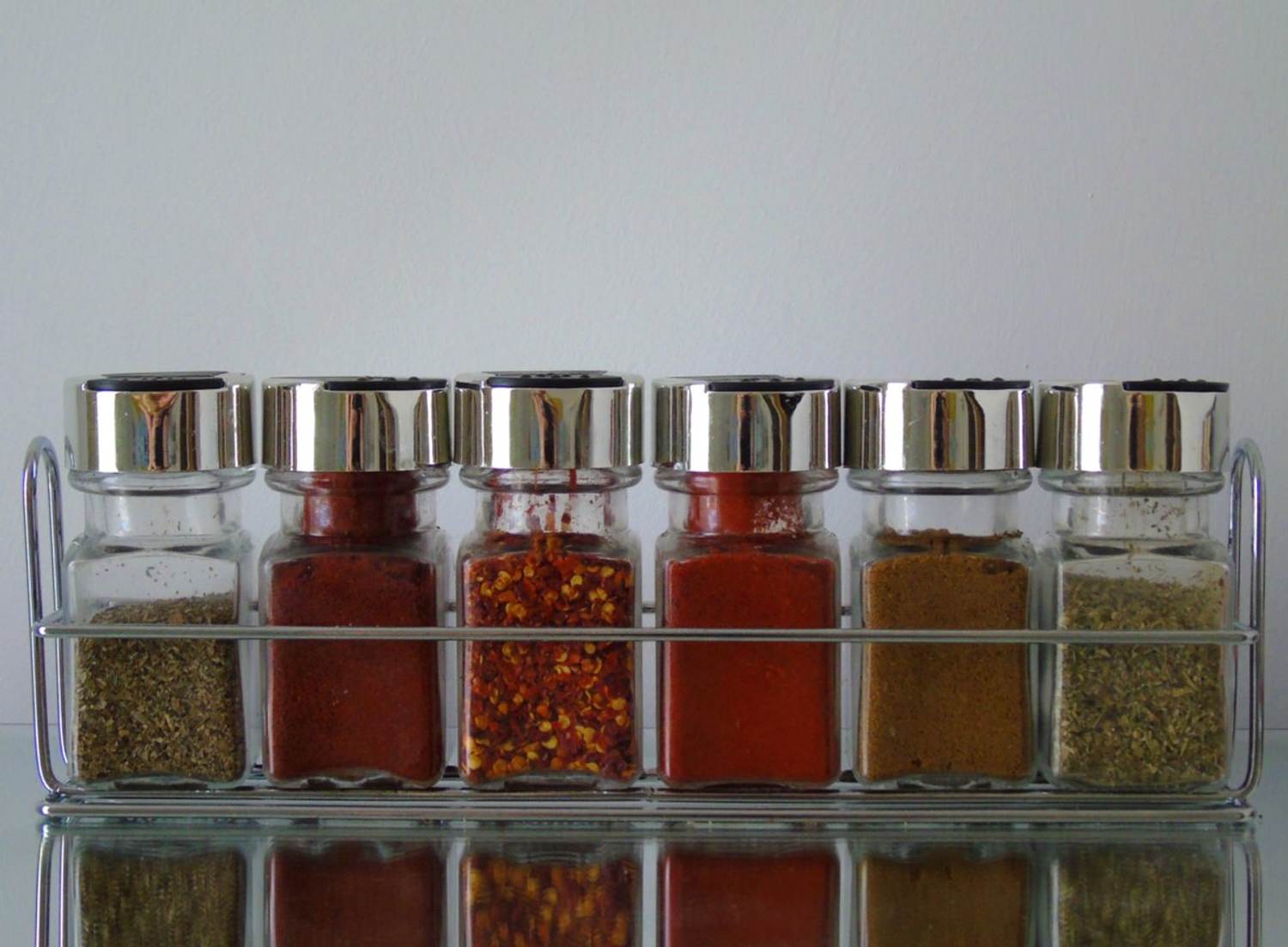 5 Spices to Stock Up On