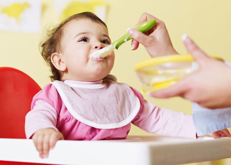 Introducing Food into Your Child's Diet