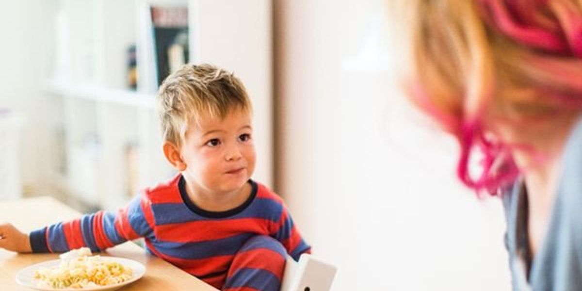 5 Common Toddler Feeding Frustrations and Solutions - HealthyWomen