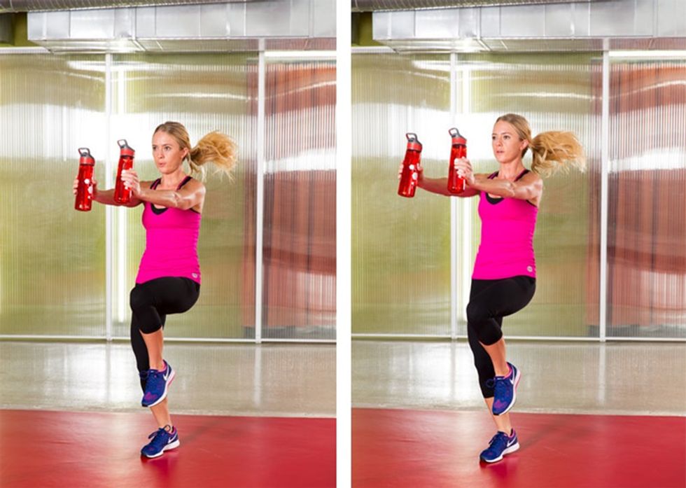 WATER BOTTLE HIGH KNEE JOGGING