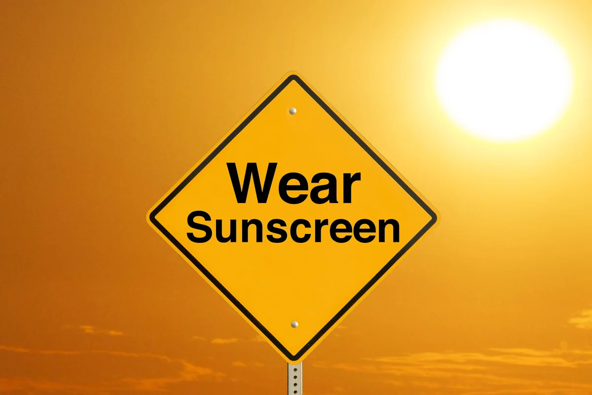 Wear Sunscreen sign