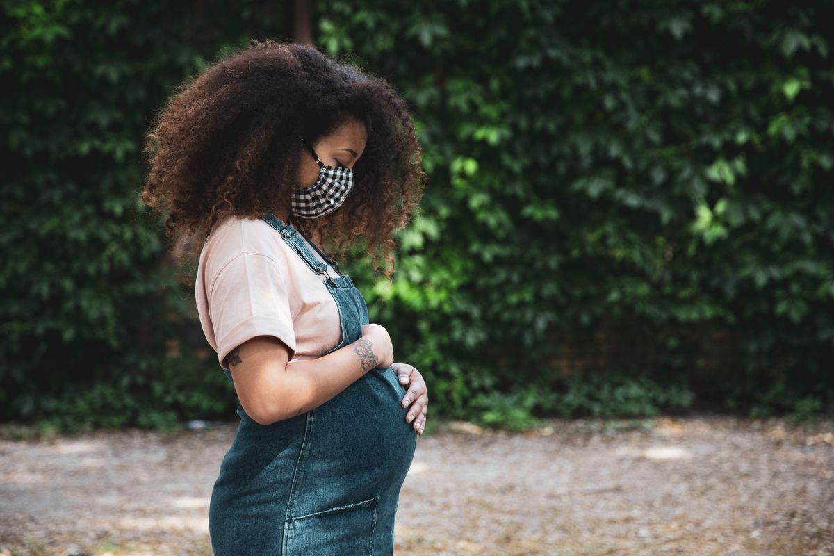 Why the FDA Is Warning Pregnant Women Not to Use Over-the-Counter Pain Relievers