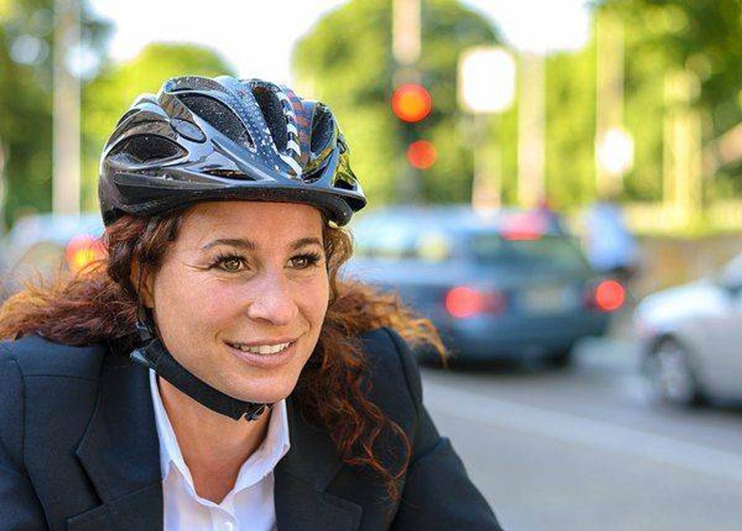 8 Safety Tips for Biking on the Road