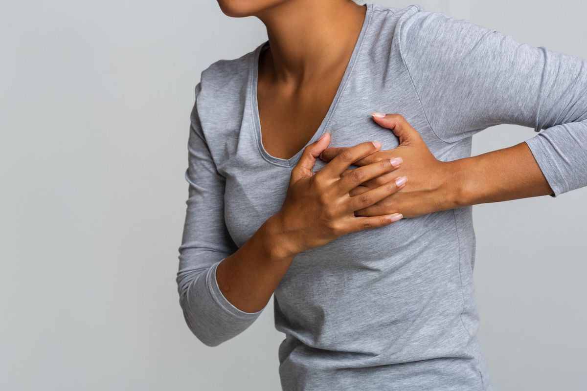 4 Things That Pain in Your Left Boob Might Mean - HealthyWomen