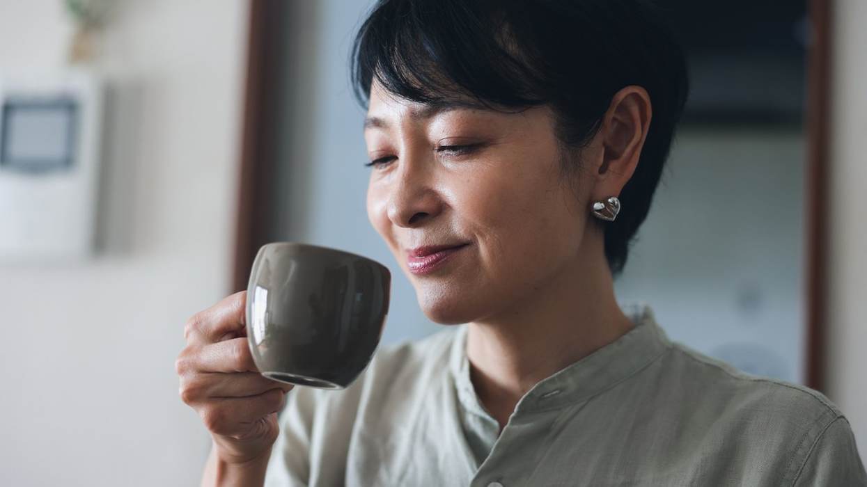 Hot Stats on Warm Bevvies: Can Hot Beverages Help with Healthy Aging?